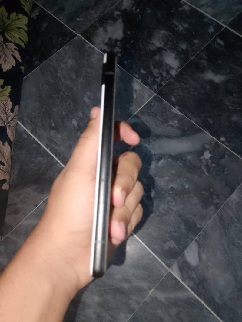 Google Pixel 6a 4