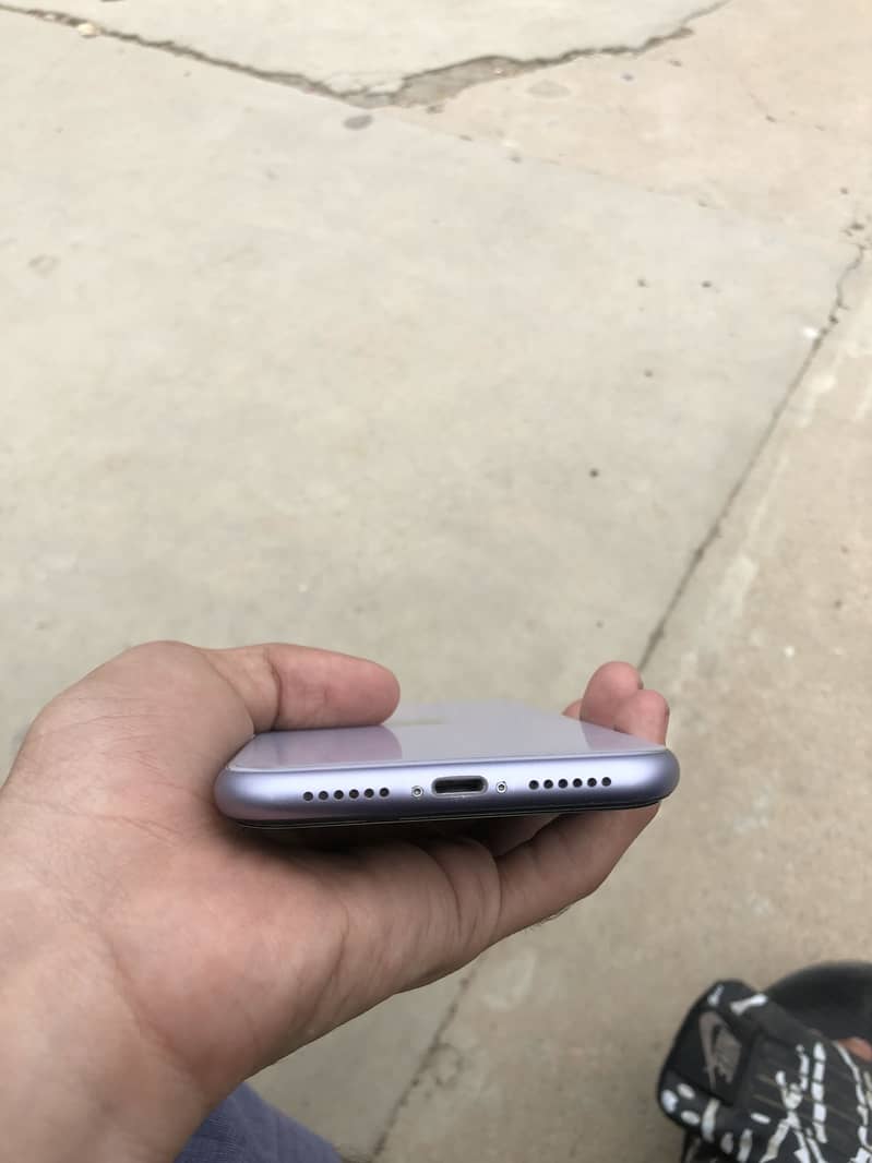 Apple iPhone 11 1