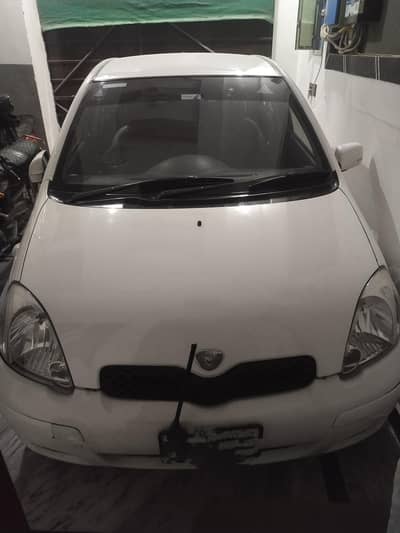 Toyota Vitz 2003