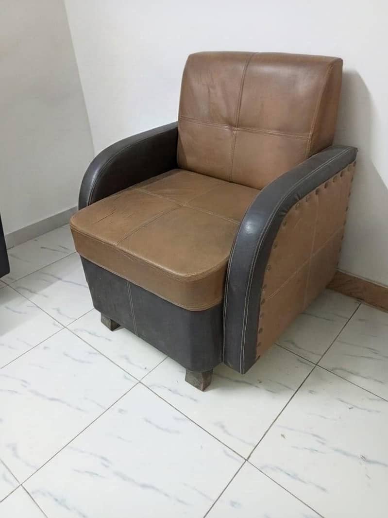 5 seater Sofa Set 0