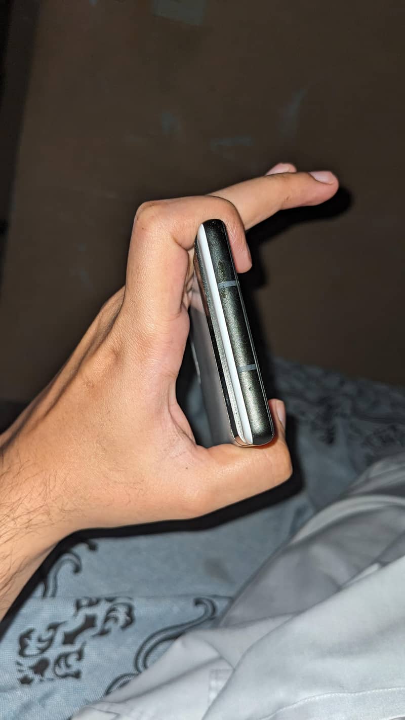 Google Pixel 6a 4