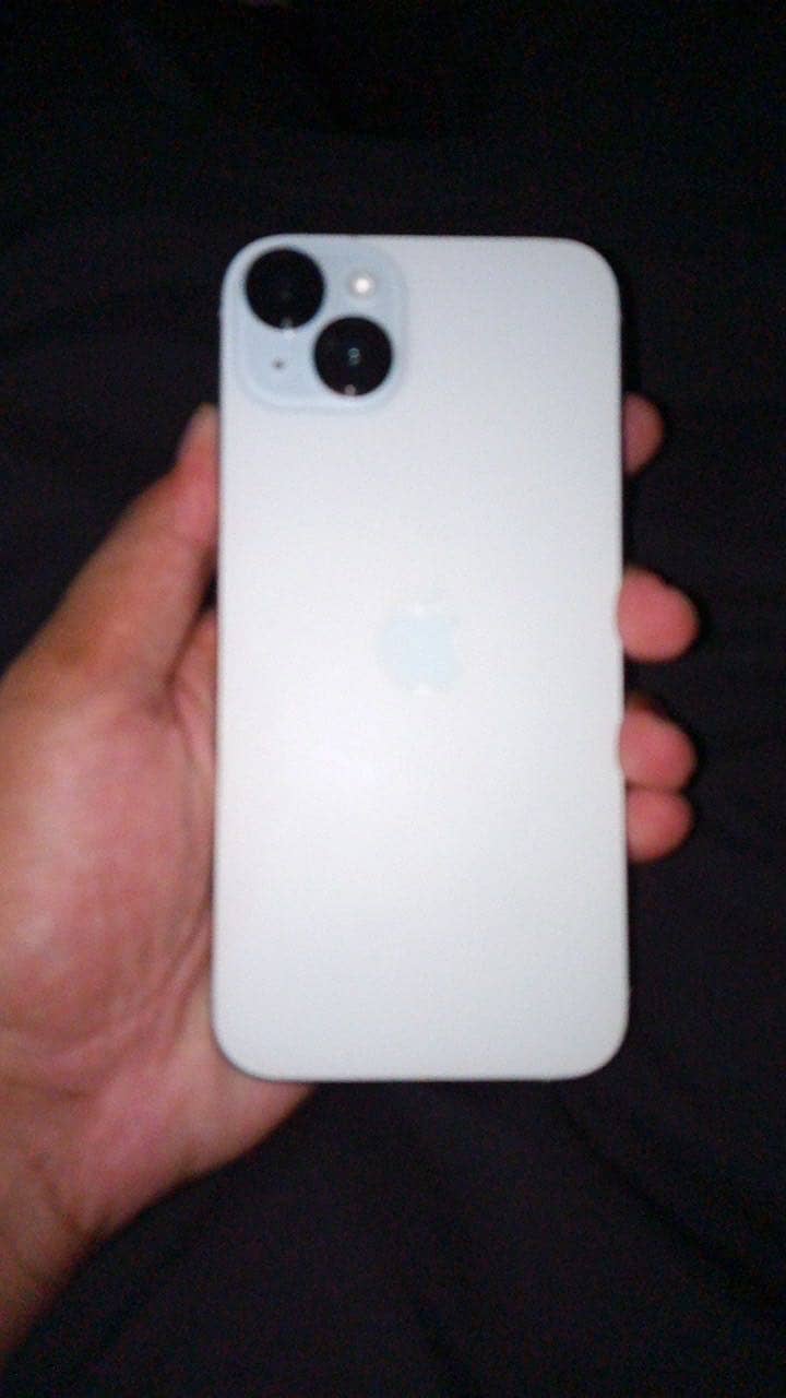 Apple iPhone 15 plus 2