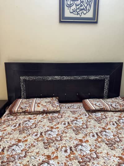Wooden bed and dressing in very good condition