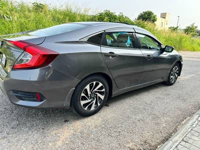 Honda Civic Oriel 2017