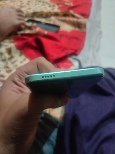 VIVO Y 03