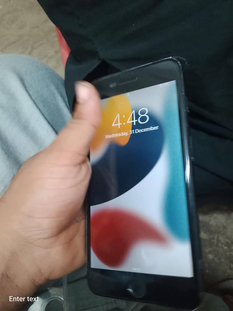 Apple iPhone 7 Plus 3