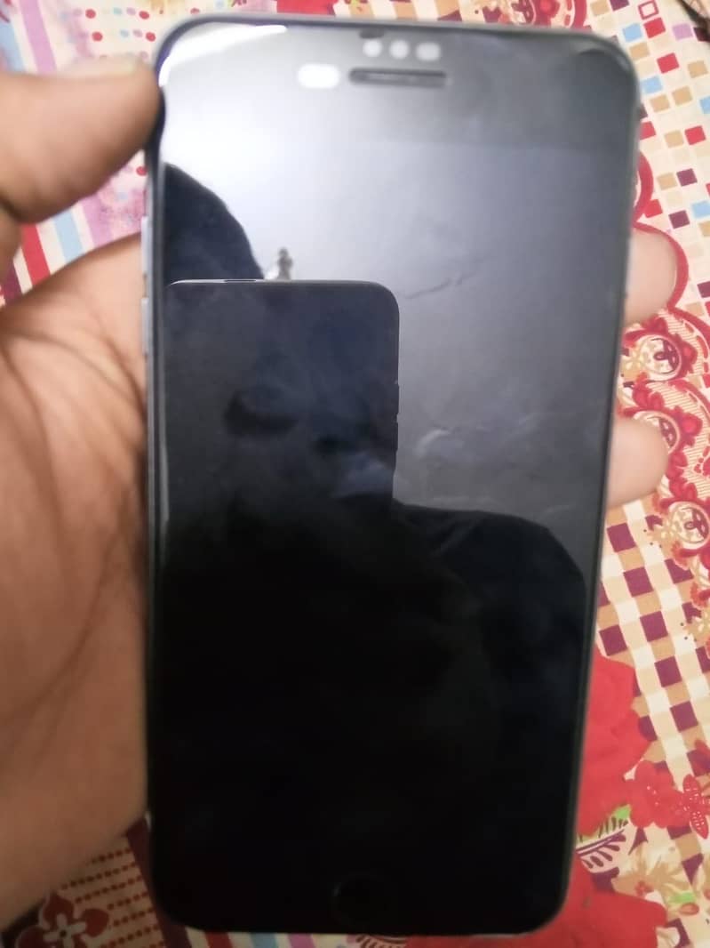Apple iPhone 8 Plus 2