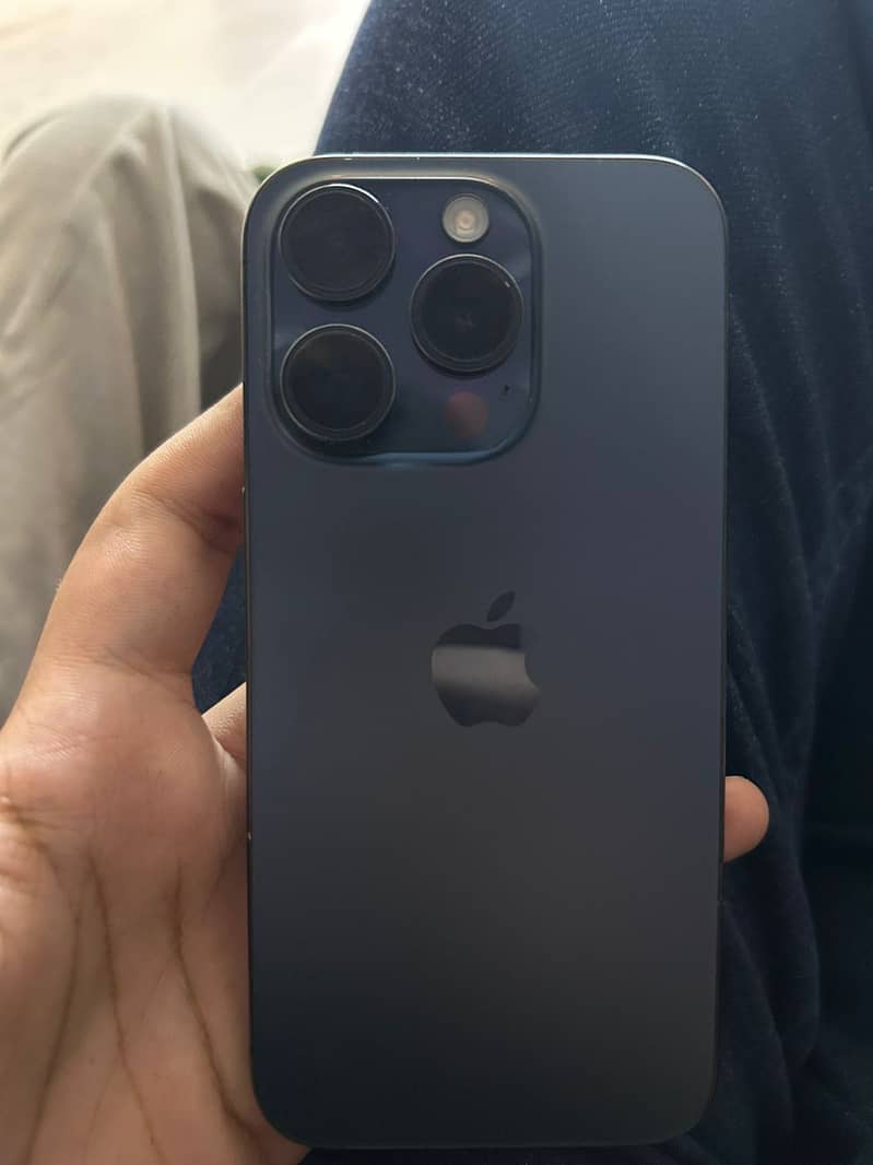 Apple iPhone 15 Pro 1