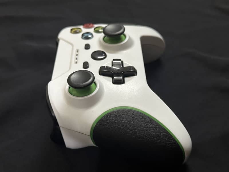 Wireless xbox one controller 3