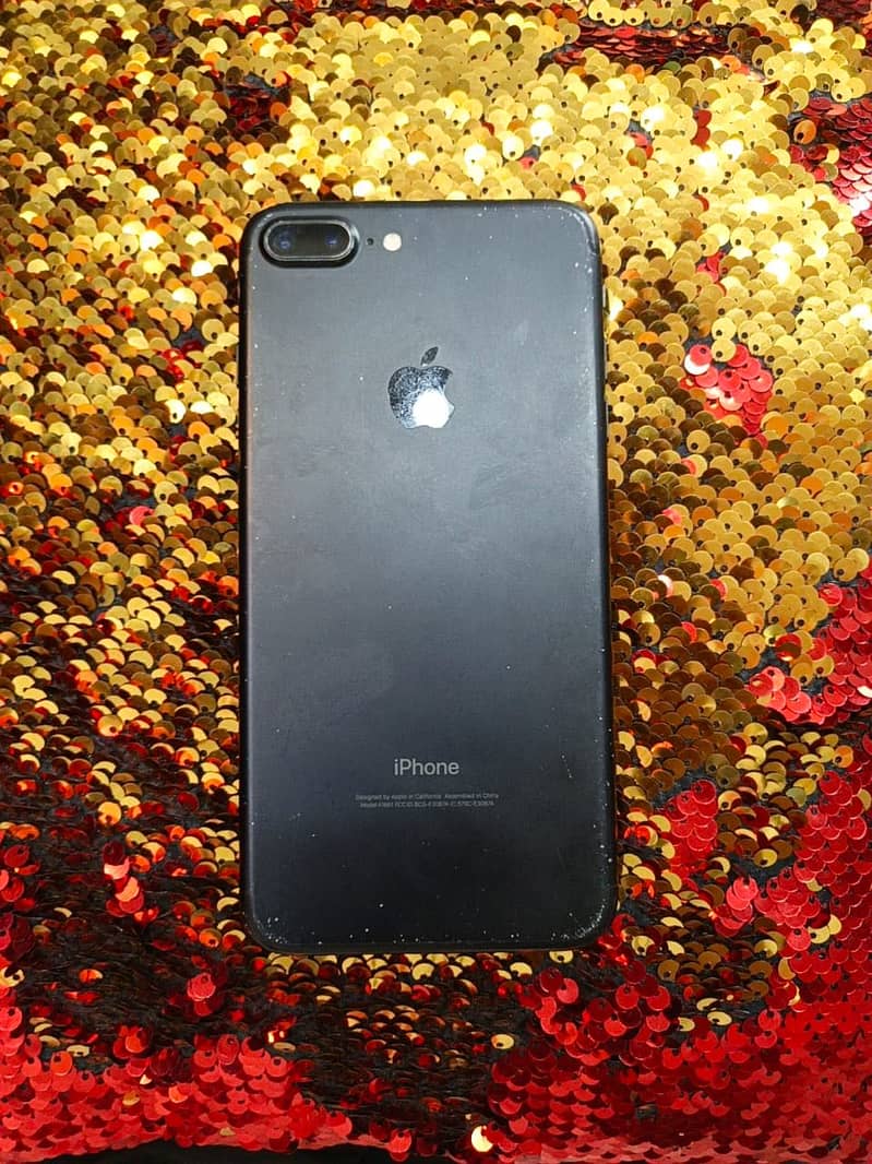 Apple iPhone 7 Plus 1