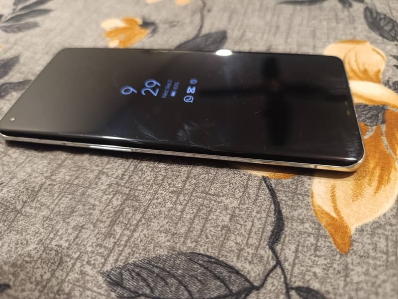 OnePlus 9 pro 5G 1