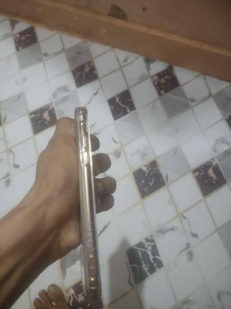 Apple iPhone X 1