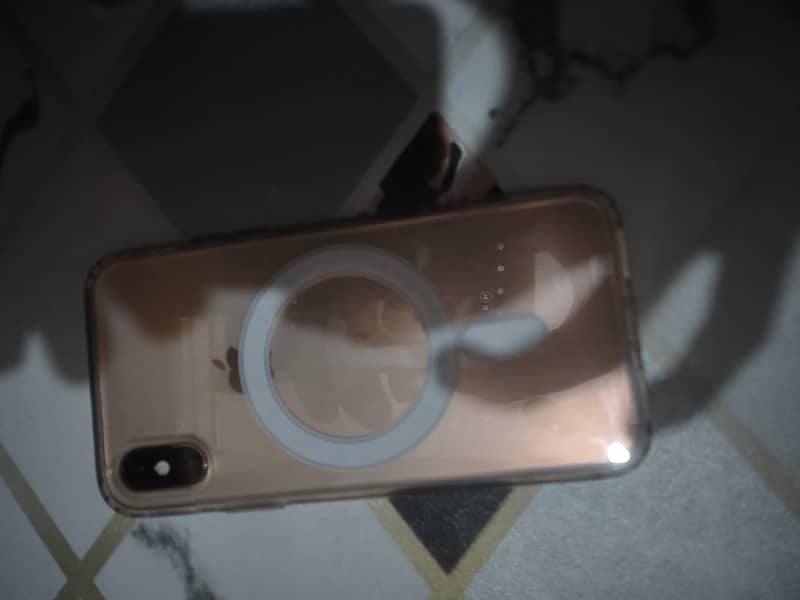 Apple iPhone X 5