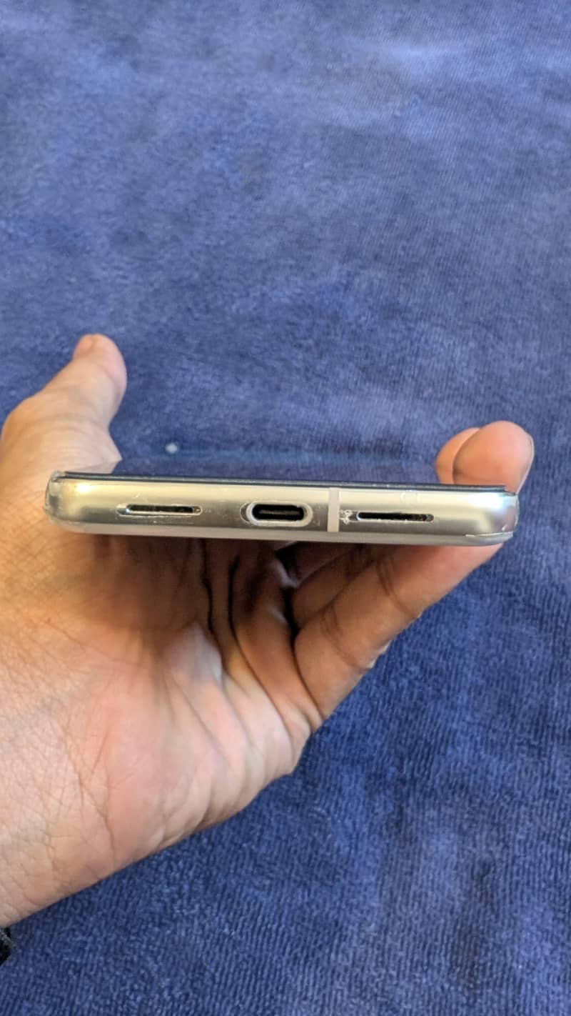 Google Pixel 8 Pro 7