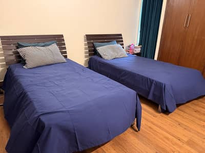 2 Single Beds (Habitt)
