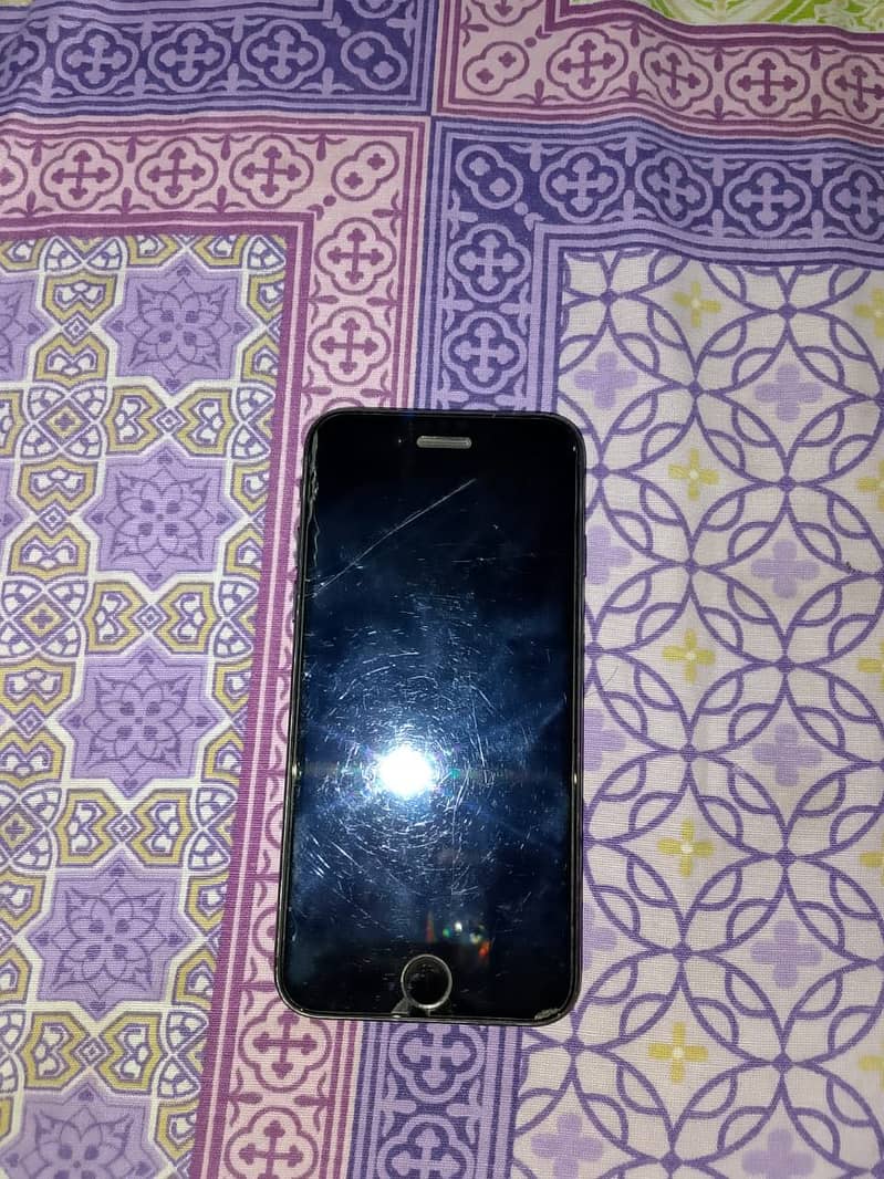 Apple iPhone 7 3