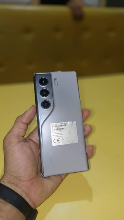 tacno camon 40pro plus