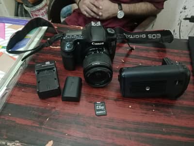 Canon EOS 60D DSLR Camera + 18-55mm Lens Canon EOS 60D DSLR