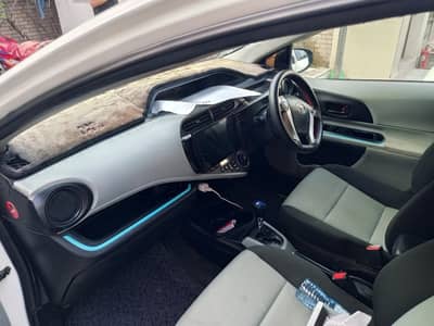 Toyota Aqua 2013