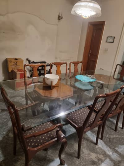 Solid Wood Dinning Table with Crokery Credenza