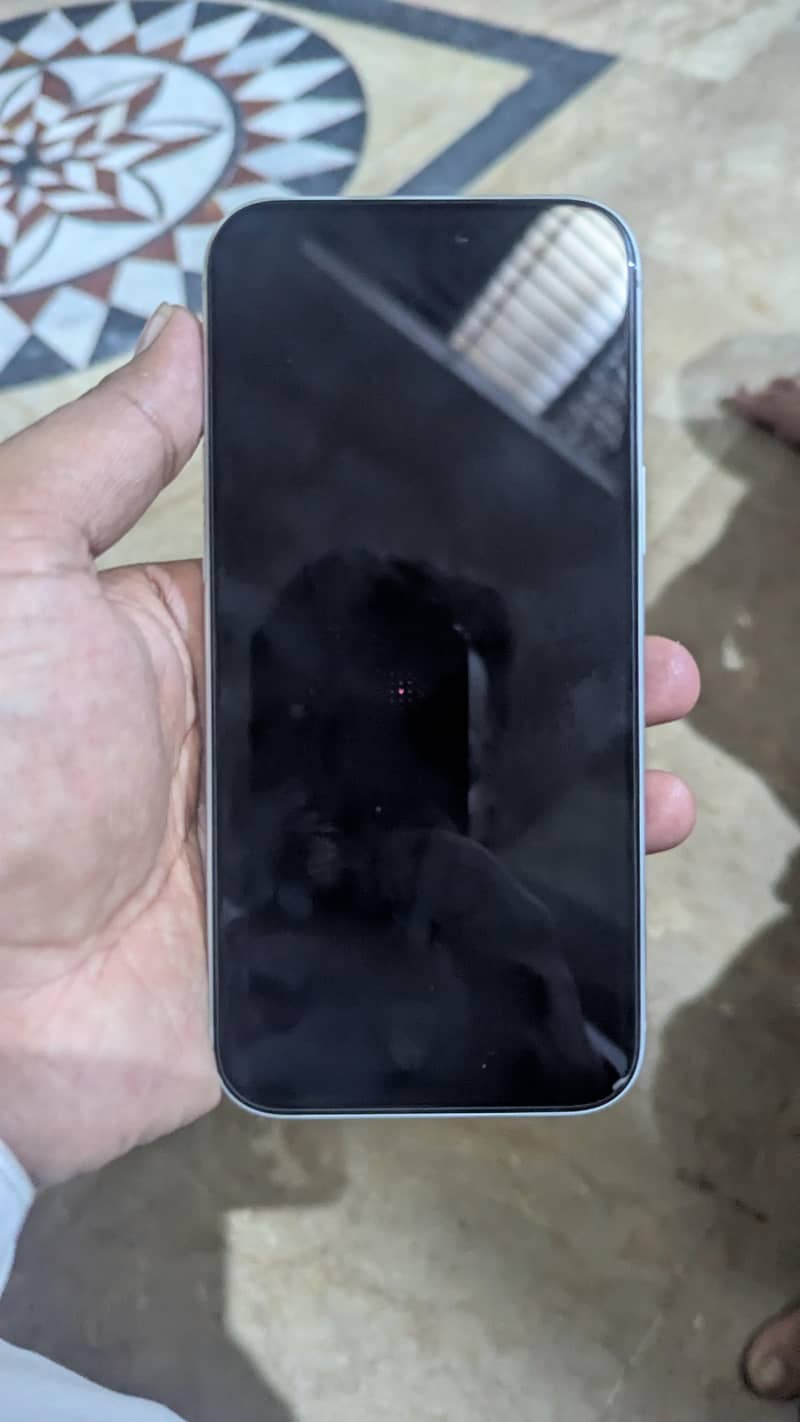 Apple iPhone 17 Pro Max 4
