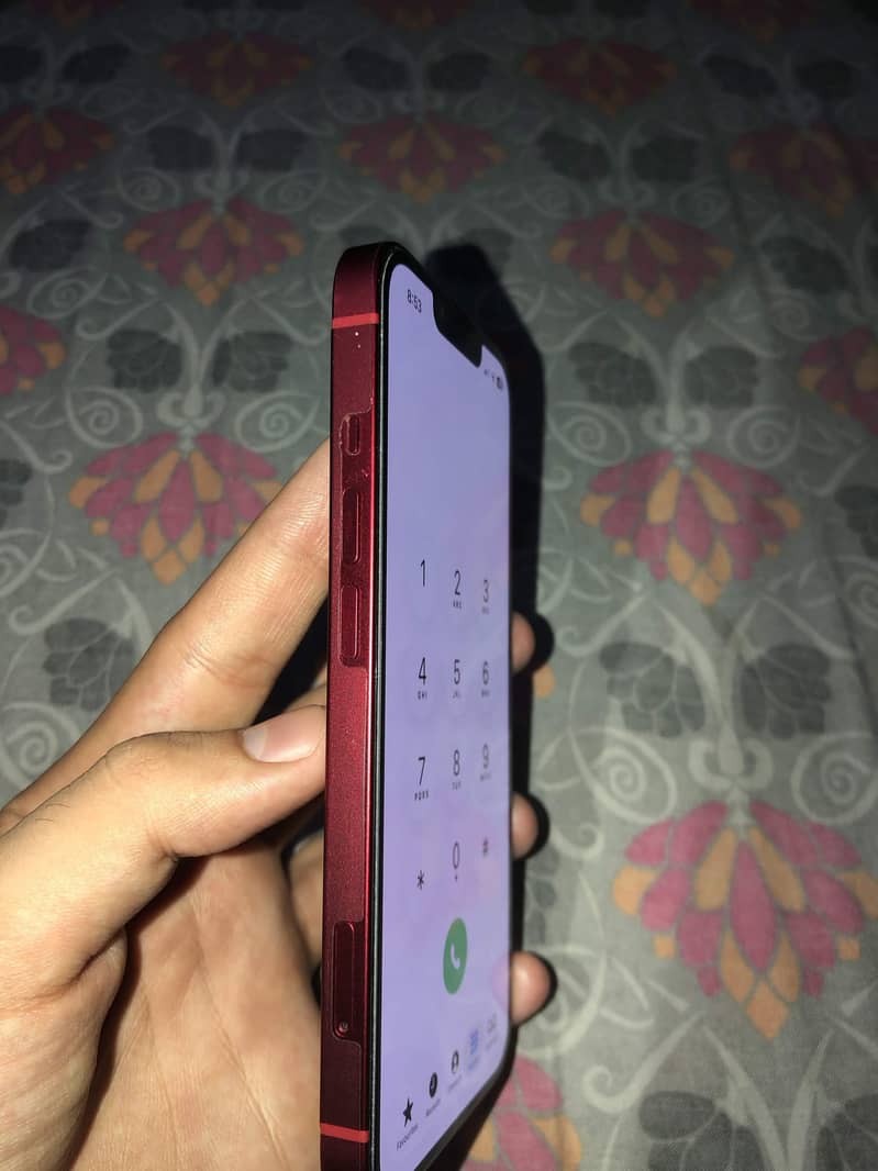 Apple iPhone 13 6