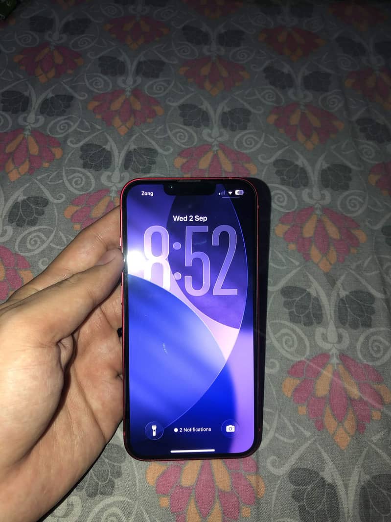 Apple iPhone 13 7