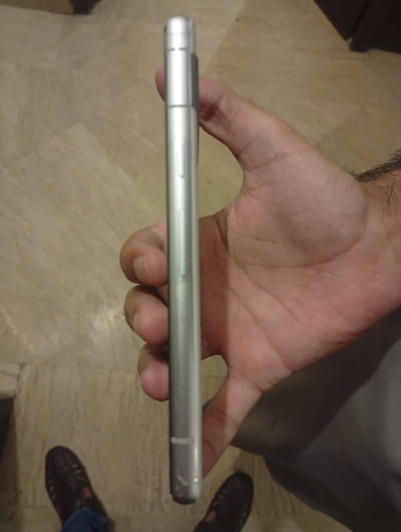 Google Pixel 7a 3