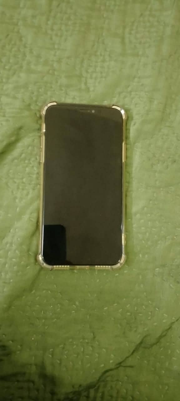 Apple iPhone X 3