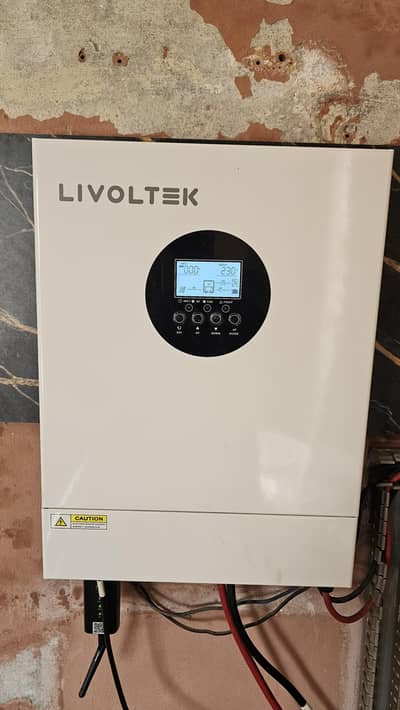 Livoltek 6.2kW Solar Inverter for Sale – Excellent Condition