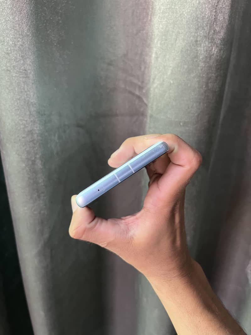 Google Pixel 7a 3