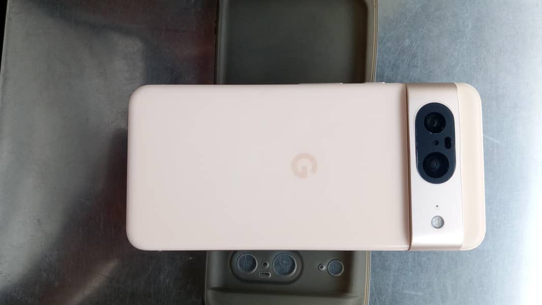 Google Pixel 8 0