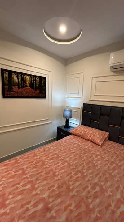 DAILY BASIS APARTMENT AVAILABLE FOR RENT IN TULIP BLOCK BAHRIA TOWN LAHORE