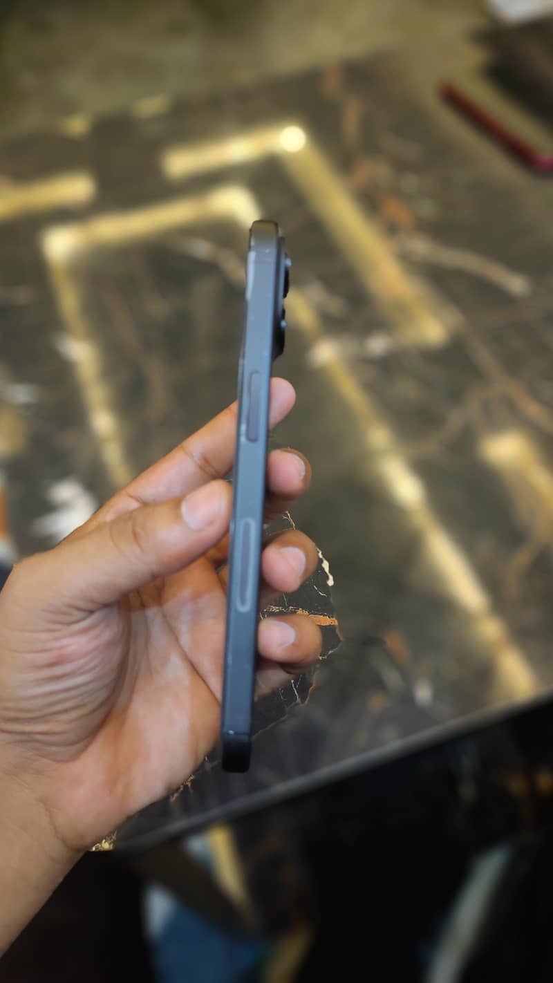 Apple iPhone 15 1