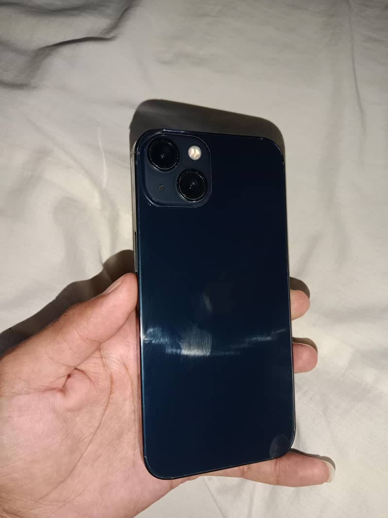 Apple iPhone 13 1