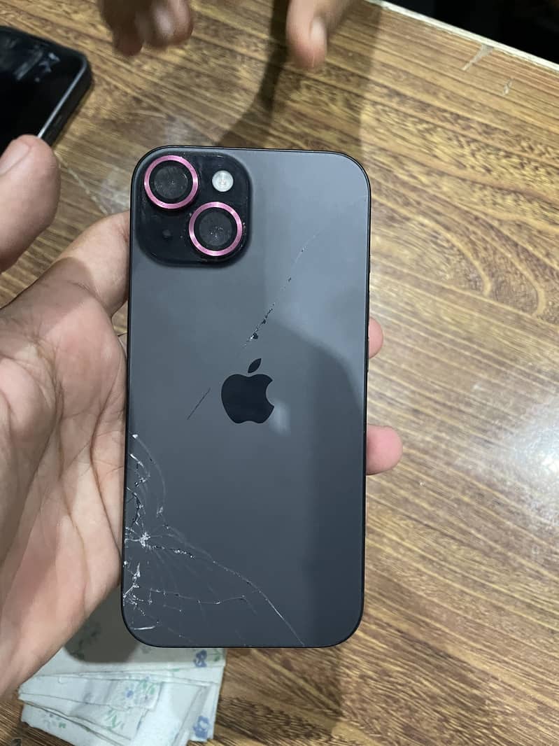 Apple iPhone 15 2