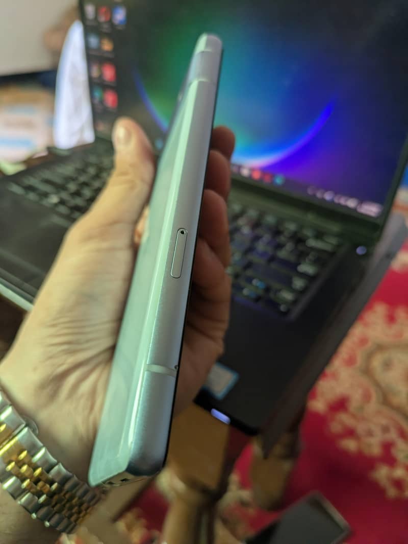 Google Pixel 7a 2