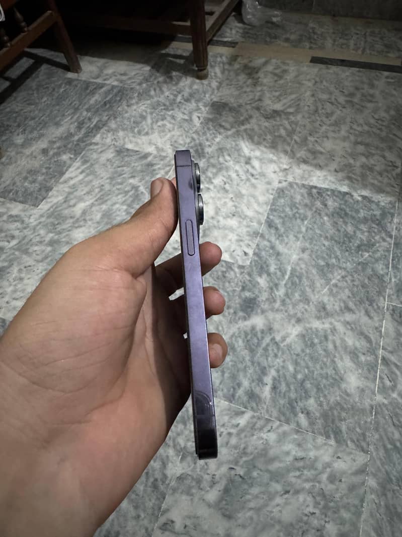 Apple iPhone 14 Pro 3