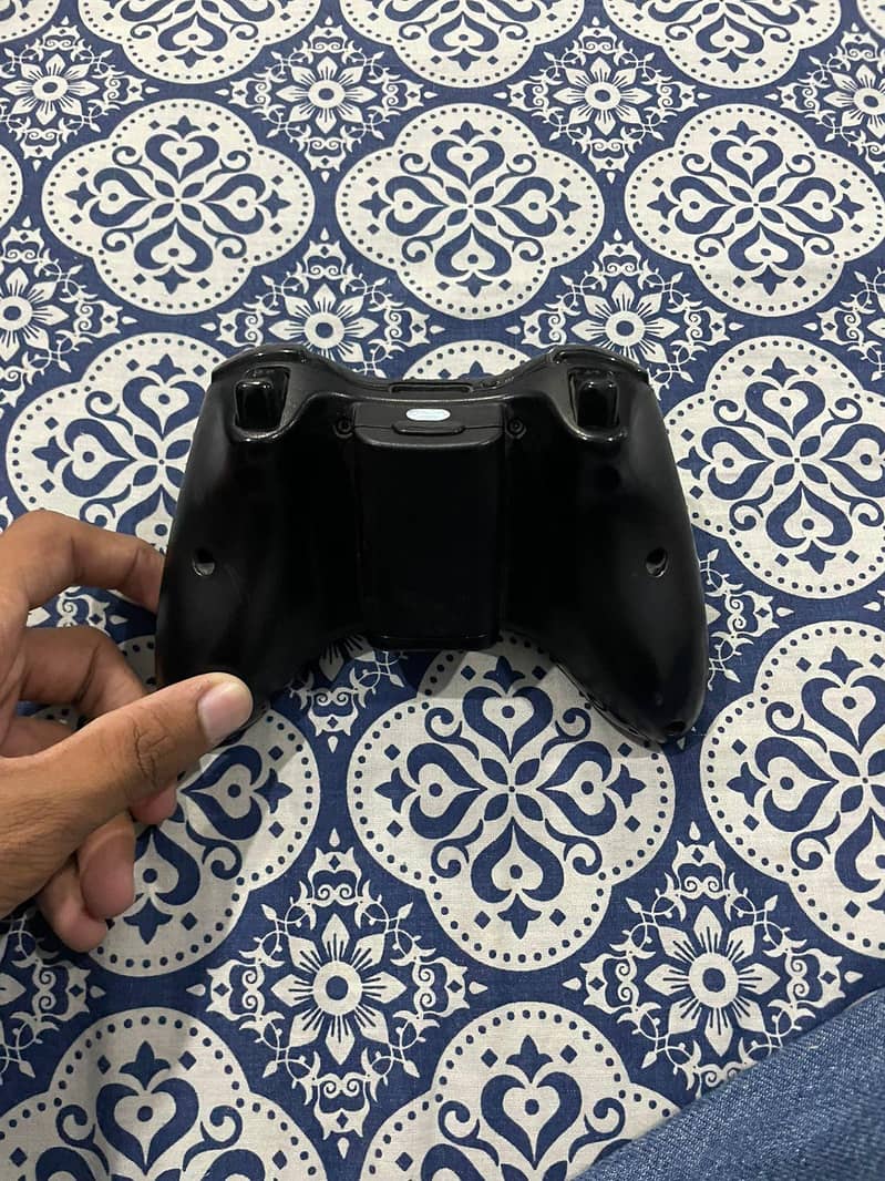 Xbox 360 with Kinect 10