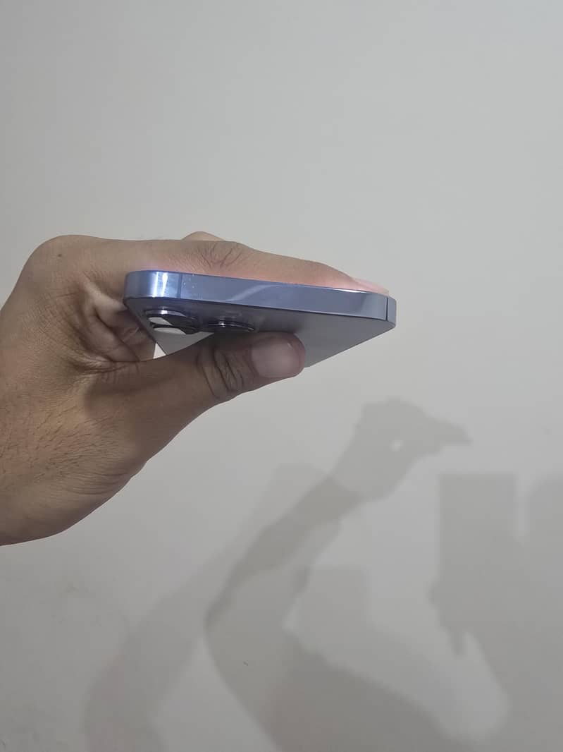 IPhone 13 Pro Max 5