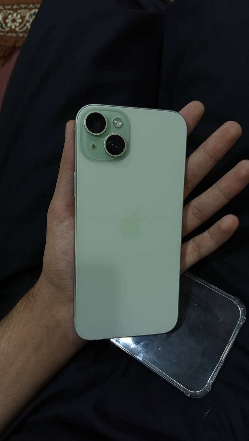 Apple iPhone 15 plus 1