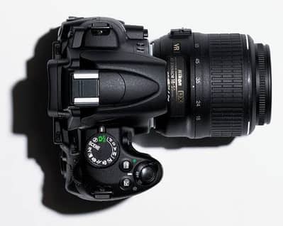 Nikon D5000 with 18-55 lens for sale