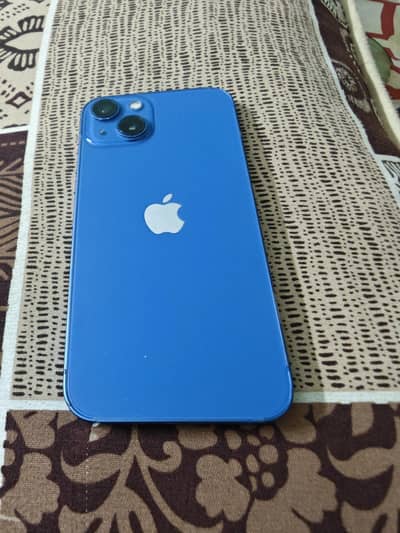 Apple iPhone 13