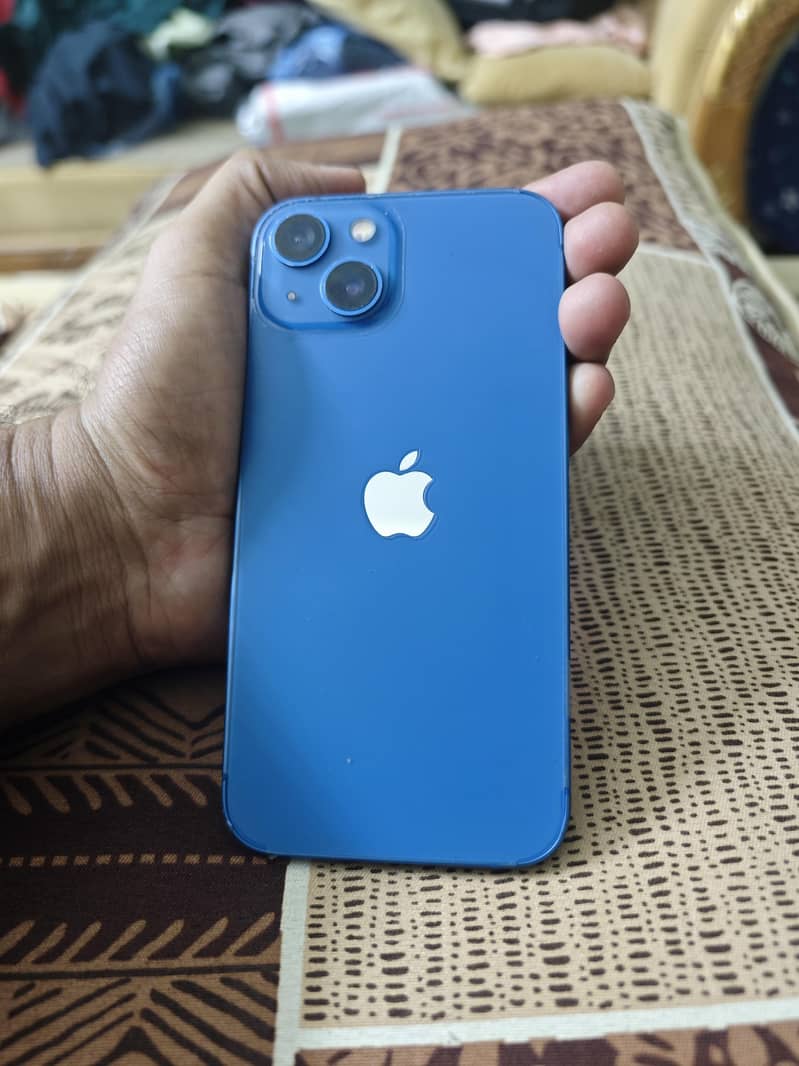 Apple iPhone 13 3