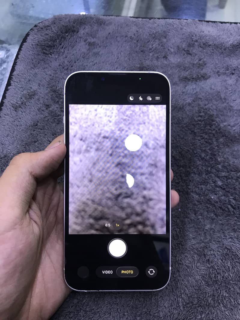 Apple iPhone 13 4