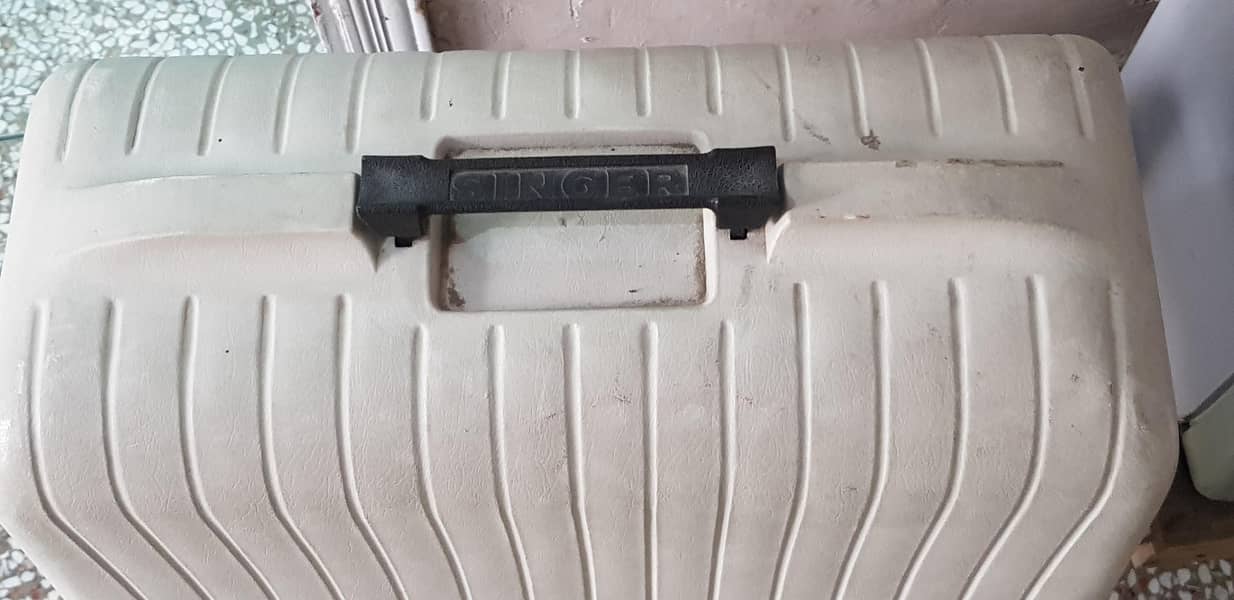 Singer sewing machine 1280 7