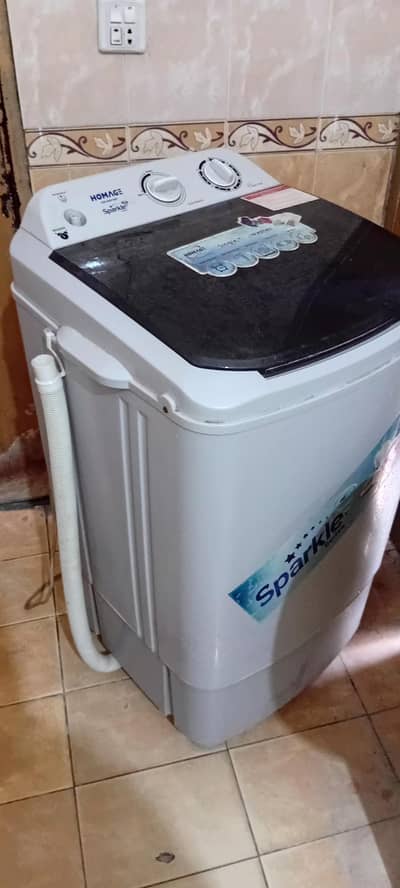 Homage washing machine. 10/10 Condition.