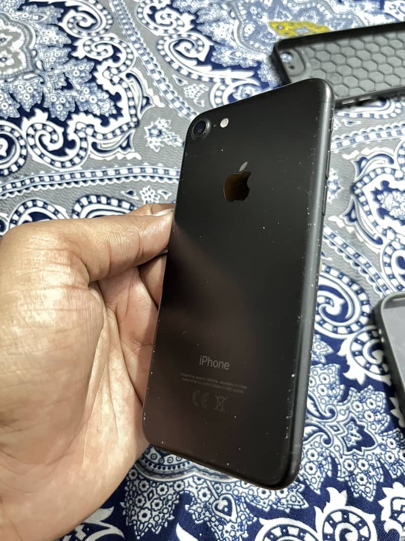 Apple iPhone 7 4