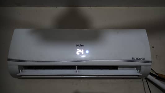 HAIER AC 10 BY 10