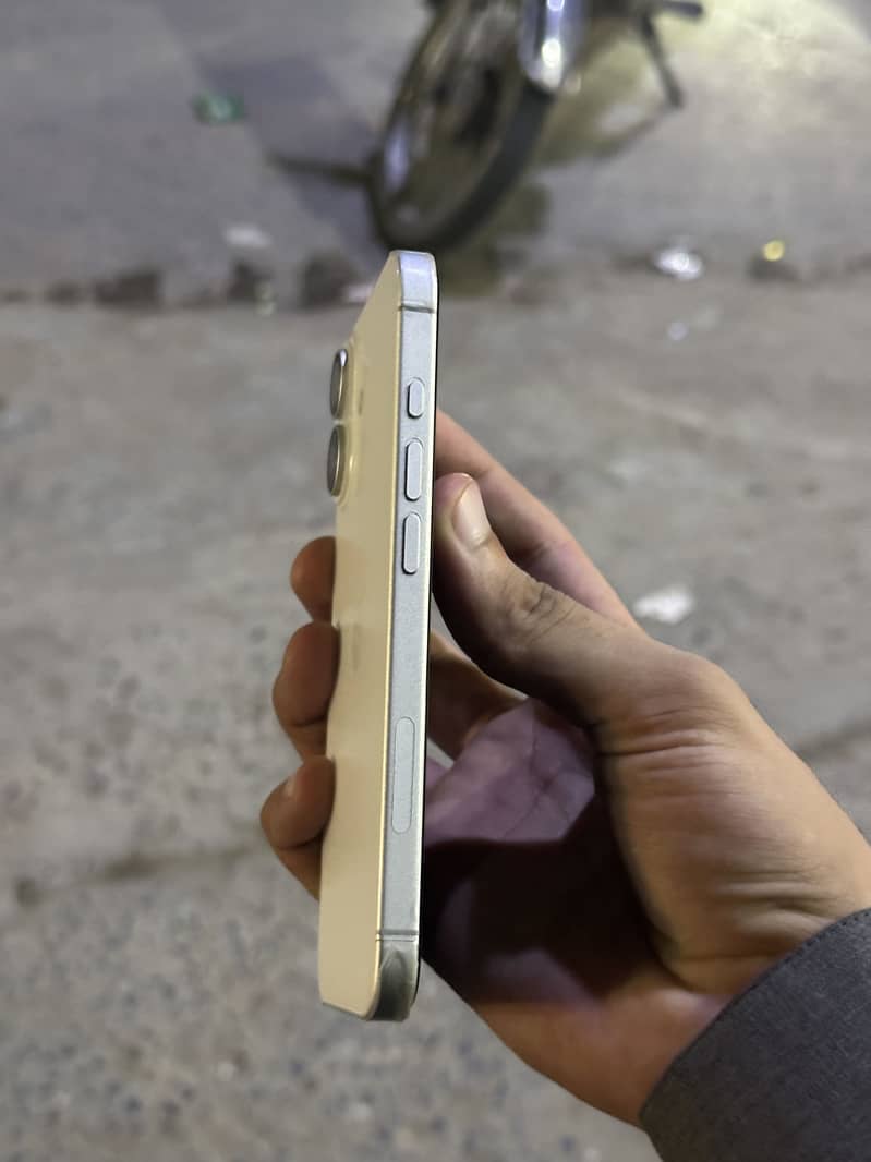 Apple iPhone 17 1
